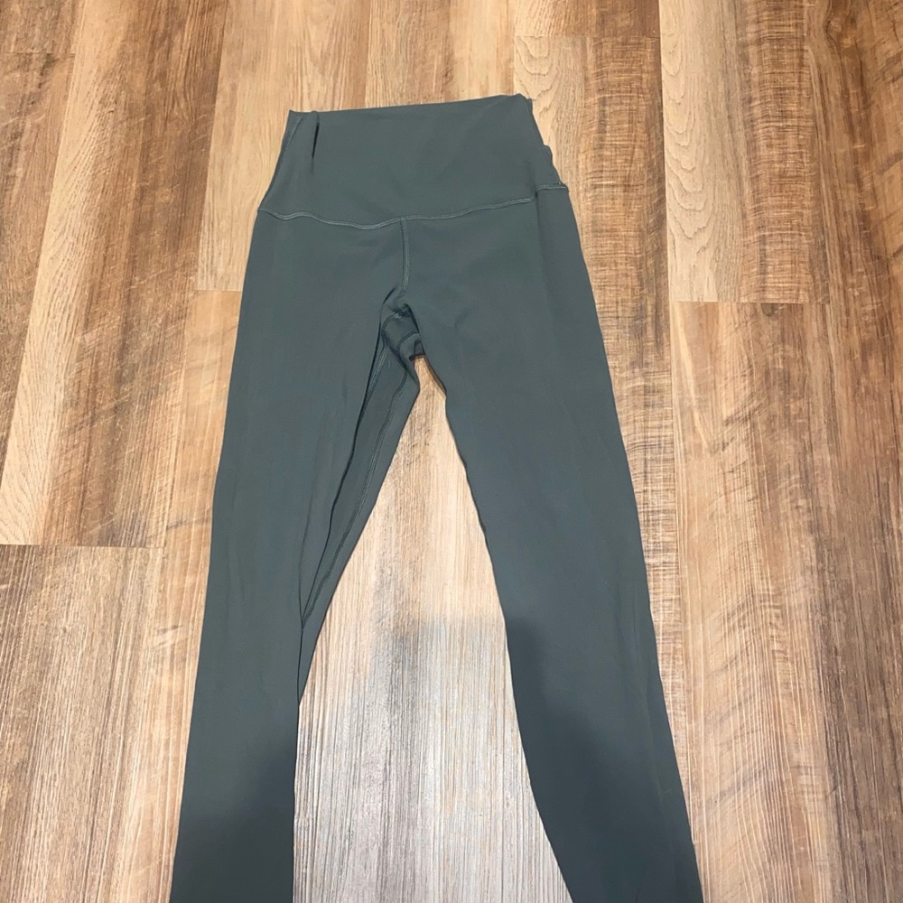 LULULEMON HIGH RISE ALIGN DARK FOREST 25” LEGGINGS SIZE 4 SOLD OUT NWOT